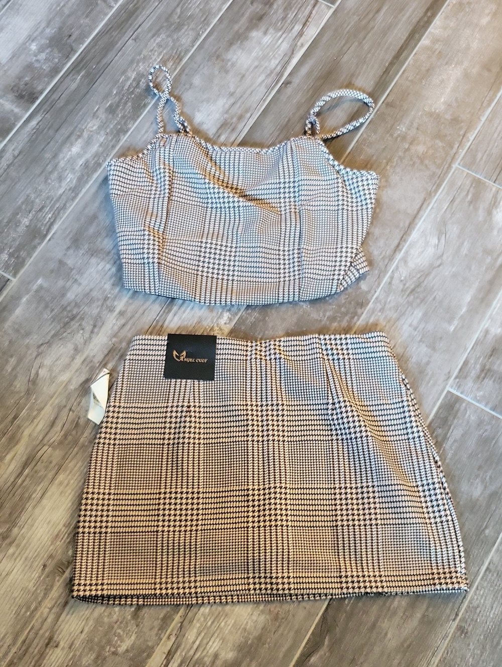 Checked Mini Skirt Set - Beige/Black Plaid